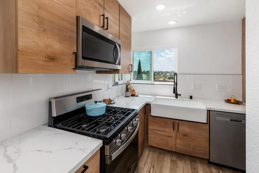 https://cdn.realtyfeed.com/cdn/127/306529878/ceee6d60d1d83fd2f4cac97e782817c4.webp