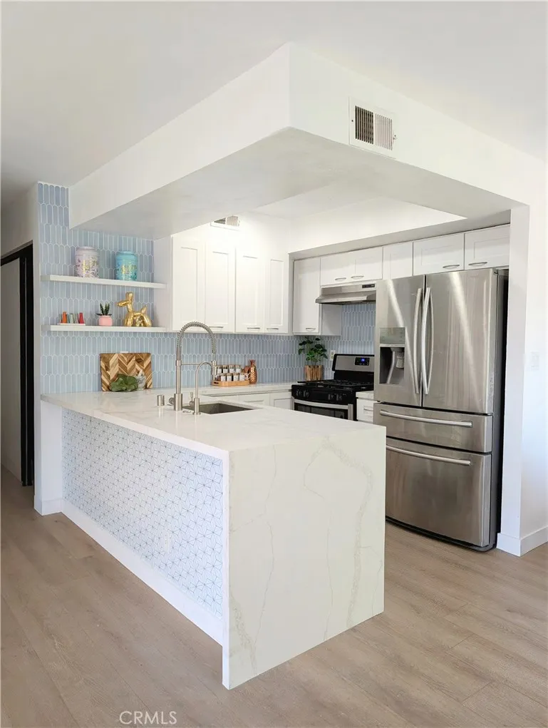 Los Angeles, CA 90032