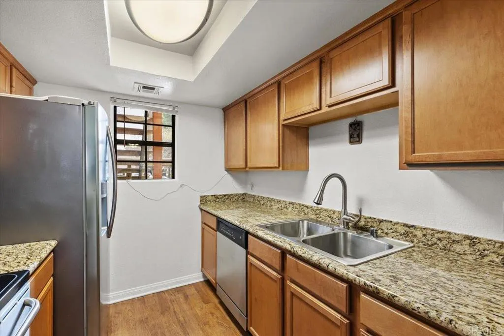 https://cdn.realtyfeed.com/cdn/127/306529941/30ff6a2c9e6840a4ac5f61b1a969643d.webp