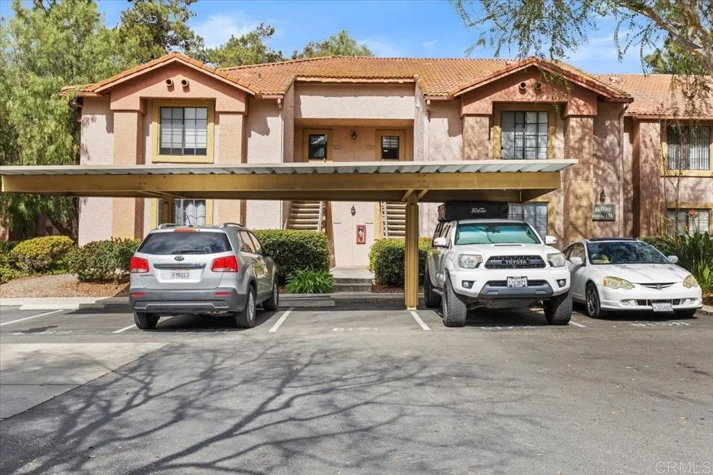 https://cdn.realtyfeed.com/cdn/127/306529941/8f38784d3a3c7b7f1d061d203b01e500.webp