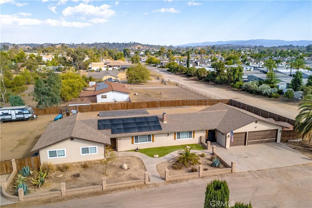 https://cdn.realtyfeed.com/cdn/127/306529946/7ae17d134fa20e38e57c962e11c5f465.webp