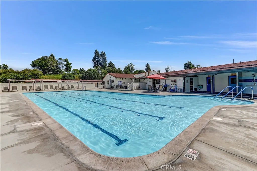 https://cdn.realtyfeed.com/cdn/127/306529950/38bbbe0564f1d478b7c627130ba038fd.webp