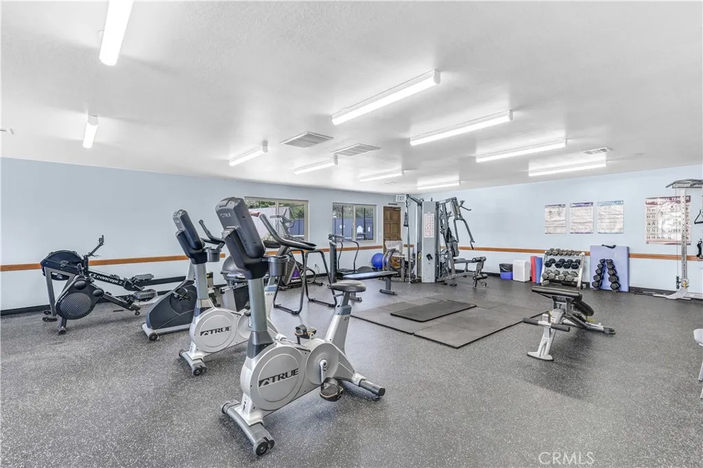 https://cdn.realtyfeed.com/cdn/127/306529950/43acf375dc4d02eb4617db0d6e58712a.webp