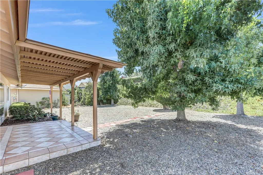 https://cdn.realtyfeed.com/cdn/127/306529950/6f3de7a0ac480708992055f9c557943c.webp