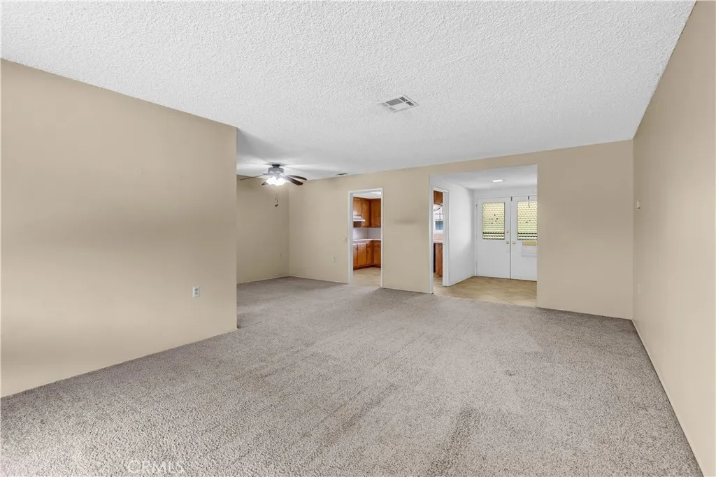 https://cdn.realtyfeed.com/cdn/127/306529950/766eba1e8c21b53e616586fdfdf38f0c.webp