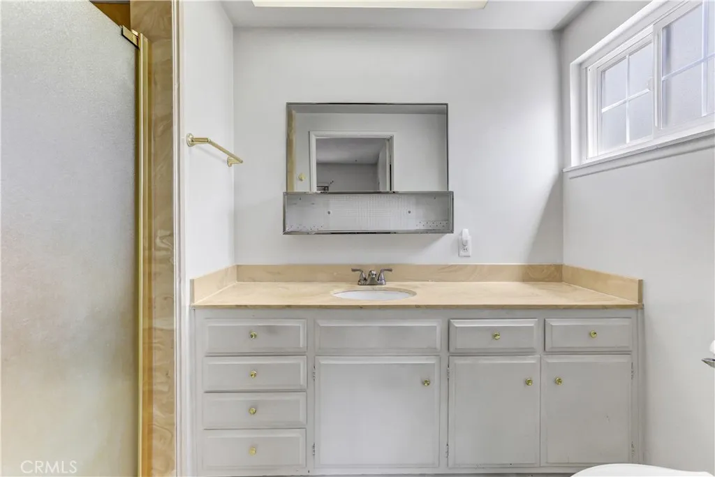 https://cdn.realtyfeed.com/cdn/127/306529950/d000c7d88ec336c2f6e2760cfb1785bc.webp