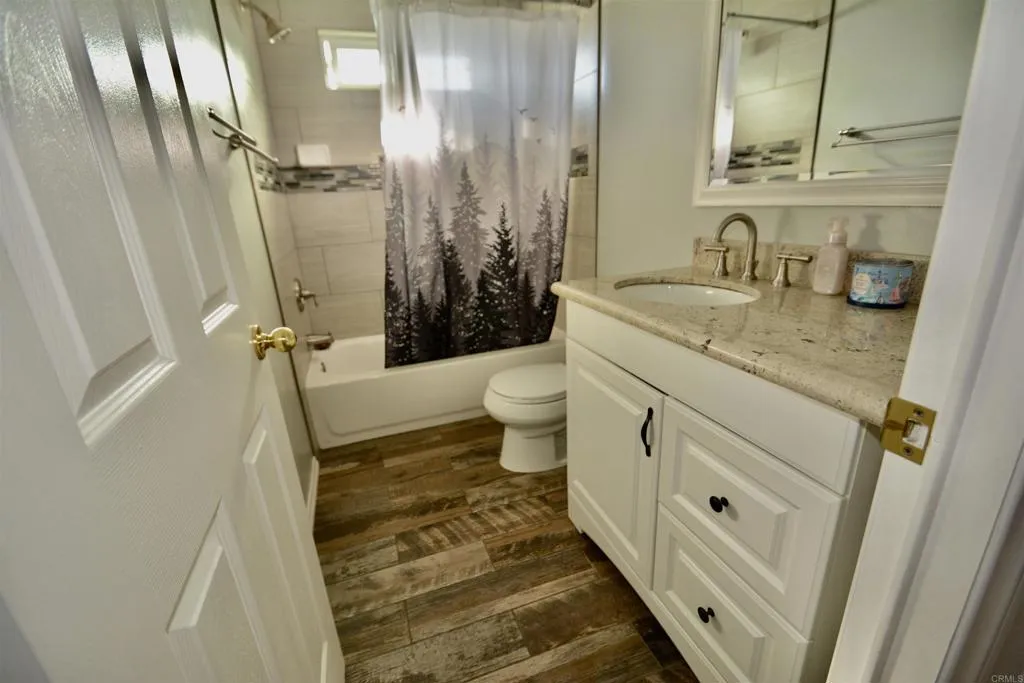 https://cdn.realtyfeed.com/cdn/127/306529974/a2c55c93d518773885bd33935ef79eb4.webp