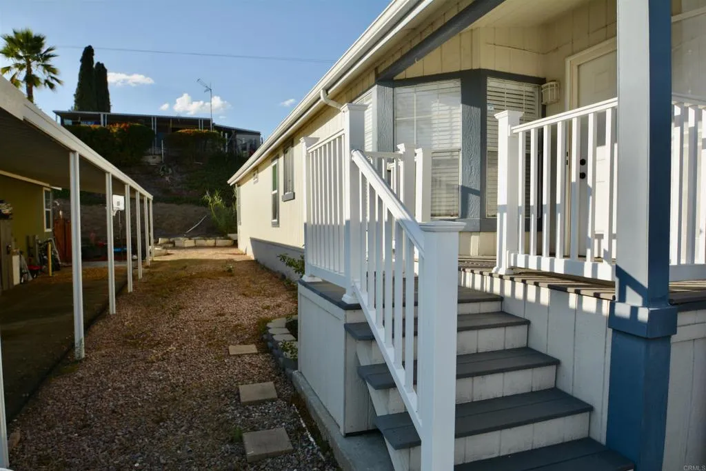 https://cdn.realtyfeed.com/cdn/127/306529974/b0f3e9239ac0cf0d363e2bd9e4018d49.webp