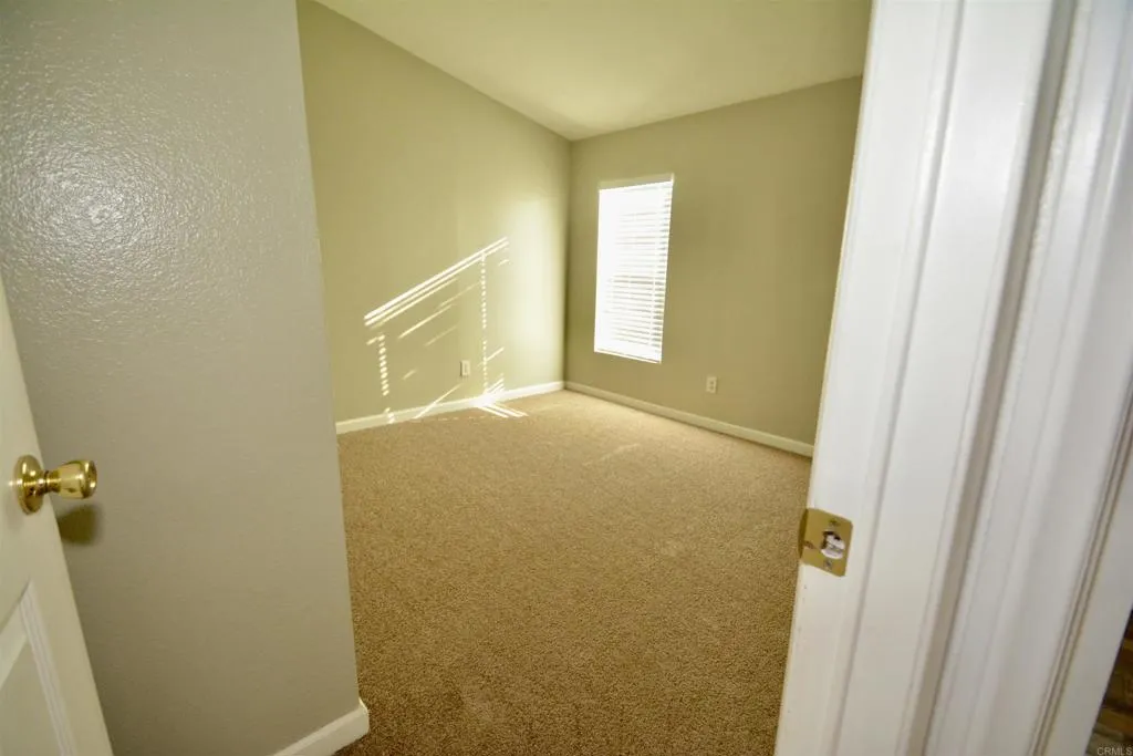 https://cdn.realtyfeed.com/cdn/127/306529974/c502c95cbcb7c825a9ba4c12437ef964.webp