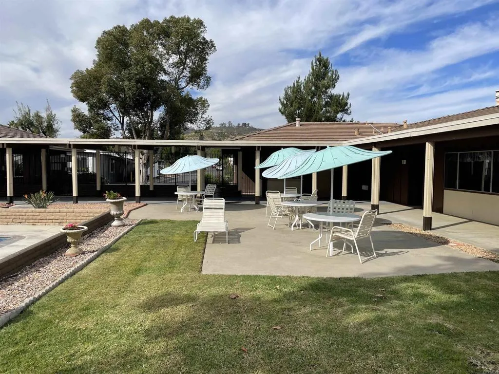 https://cdn.realtyfeed.com/cdn/127/306530060/1e16c77f03dcde3828889ebc4c8c7c06.webp