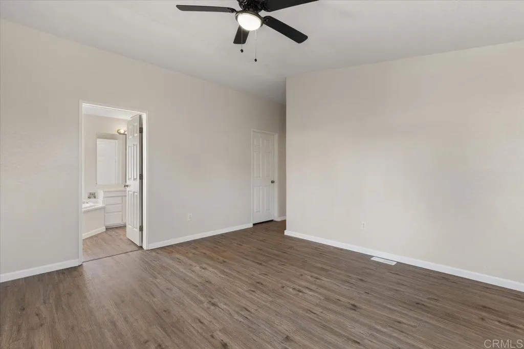 https://cdn.realtyfeed.com/cdn/127/306530060/fcdac29bf6c915cd712efdd40506f03f.webp