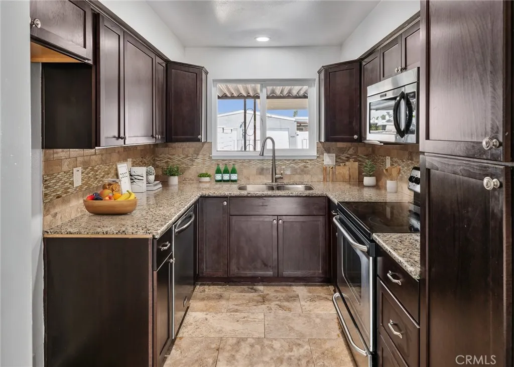 https://cdn.realtyfeed.com/cdn/127/306530081/5edd8d5984ba07e9cfd0d7481f01bc0d.webp