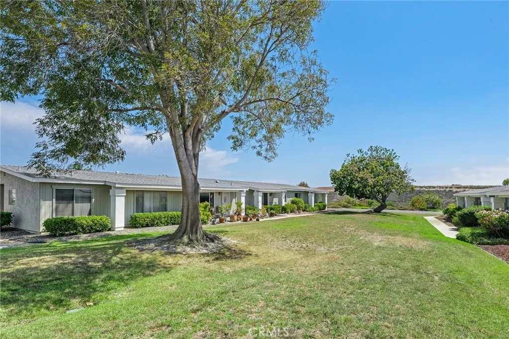 https://cdn.realtyfeed.com/cdn/127/306530081/8e1e1f7a041d22366c9274d804476adf.webp