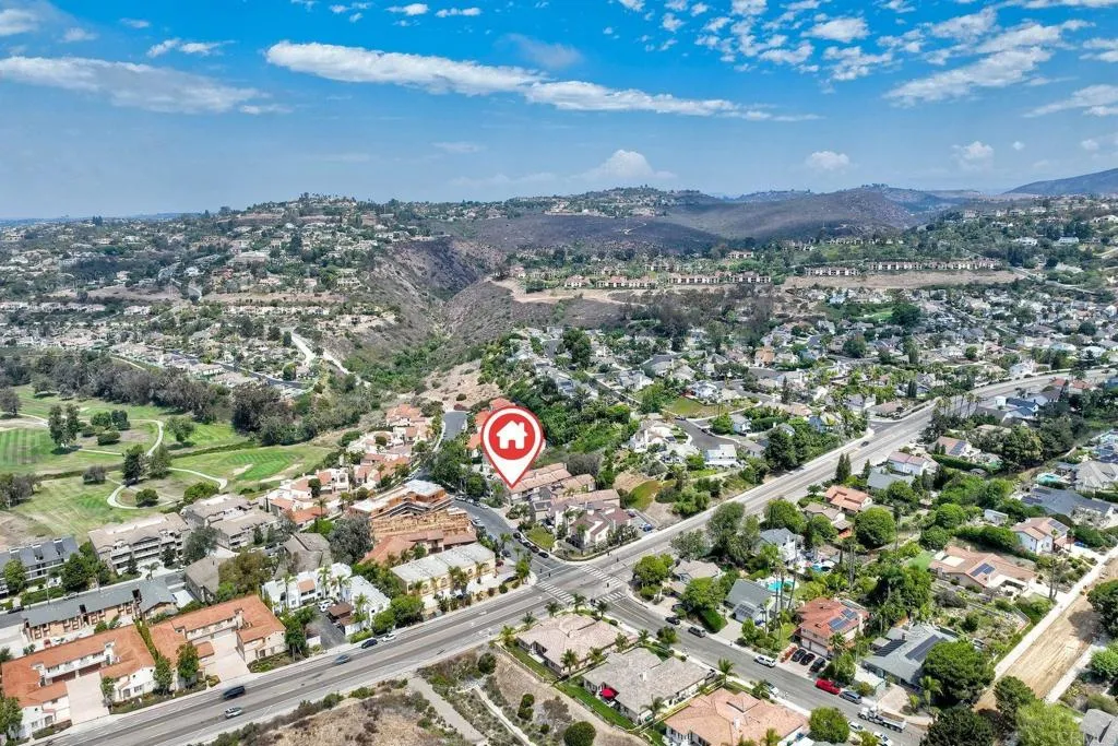 https://cdn.realtyfeed.com/cdn/127/306530083/4a04401e7d5d65f50edc72bce2b9bf97.webp