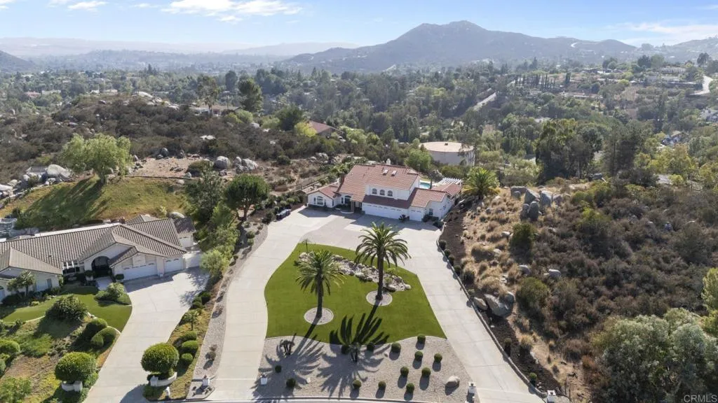 https://cdn.realtyfeed.com/cdn/127/306530110/33e0fffe48e031210adae152c2403ae5.webp