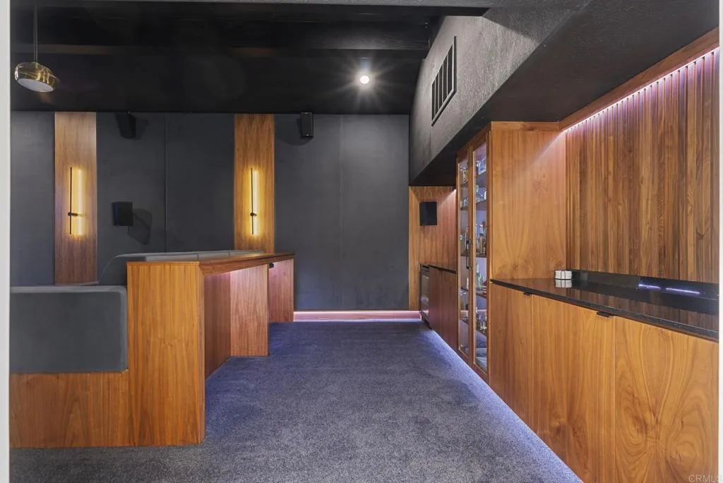 https://cdn.realtyfeed.com/cdn/127/306530110/7ff870d49765b81084b647073af8107a.webp