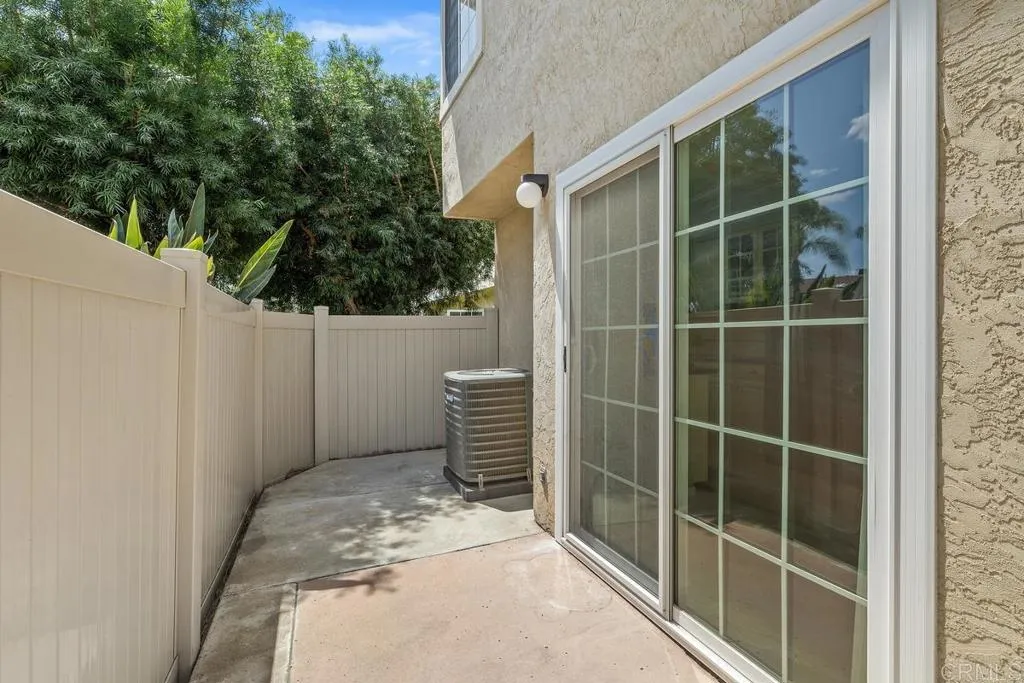 https://cdn.realtyfeed.com/cdn/127/306530143/04f86c37bf30ecb18302cb9878542643.webp