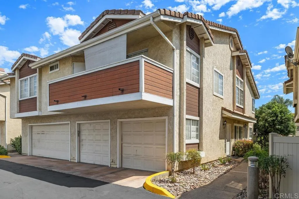 https://cdn.realtyfeed.com/cdn/127/306530143/165083a49bb6f17cdd451d40c0e14bd3.webp