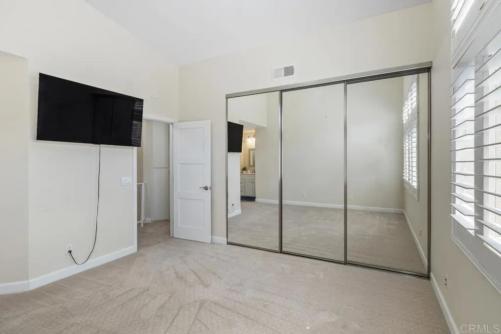 https://cdn.realtyfeed.com/cdn/127/306530143/2cfe6a85eb1575cf4809c60480bd5762.webp
