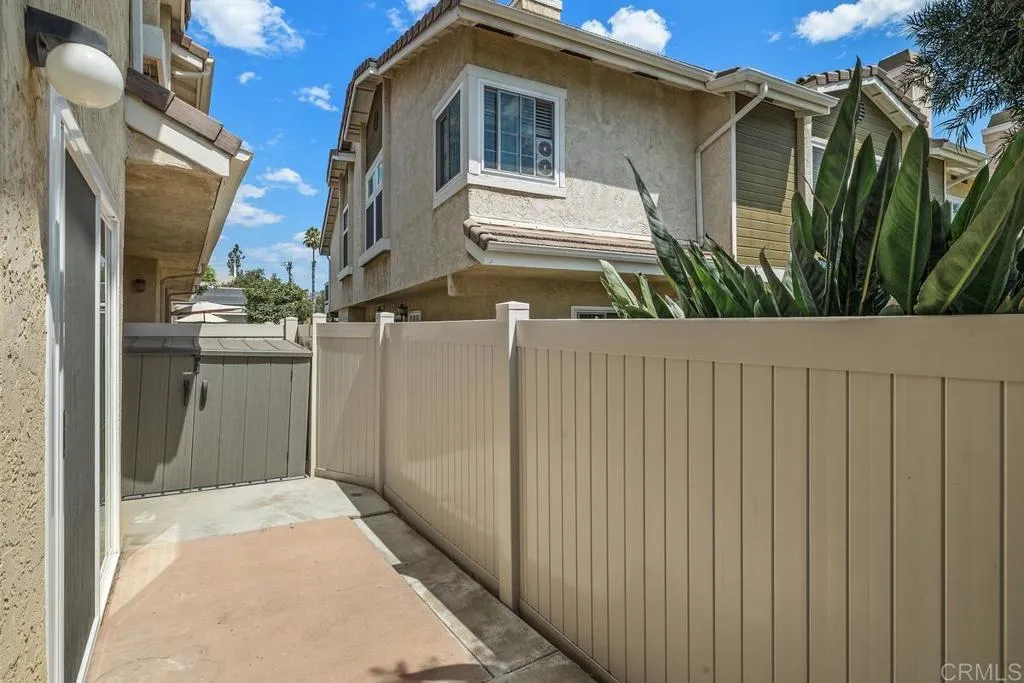 https://cdn.realtyfeed.com/cdn/127/306530143/3d40a6acc22b1751bc7452315e77491f.webp