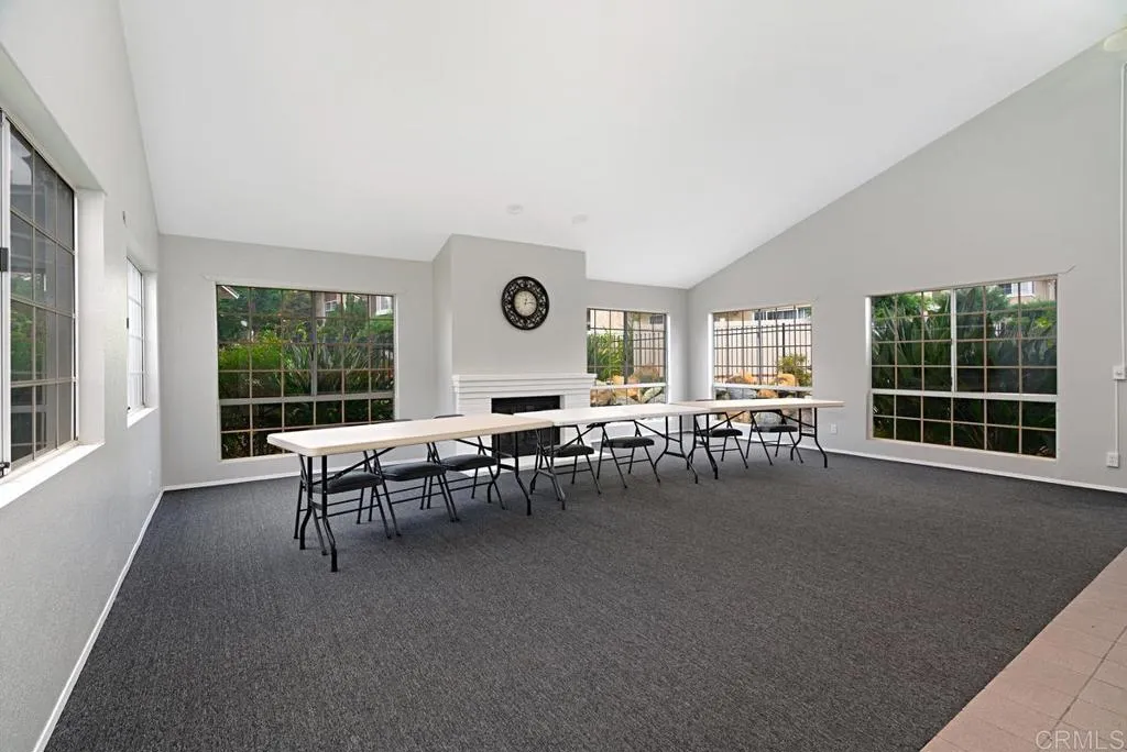 https://cdn.realtyfeed.com/cdn/127/306530143/a43cf358eccfbe2768bbfffc8b175f56.webp