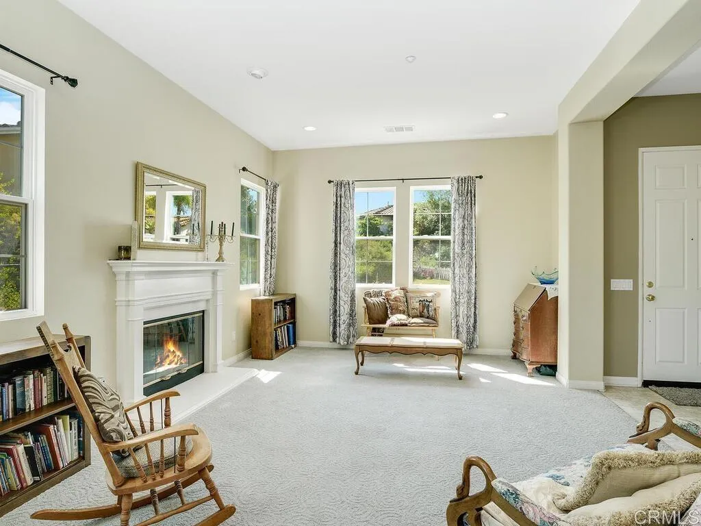 https://cdn.realtyfeed.com/cdn/127/306530144/1e364c280e0c4b9edf903aa8733bfb11.webp