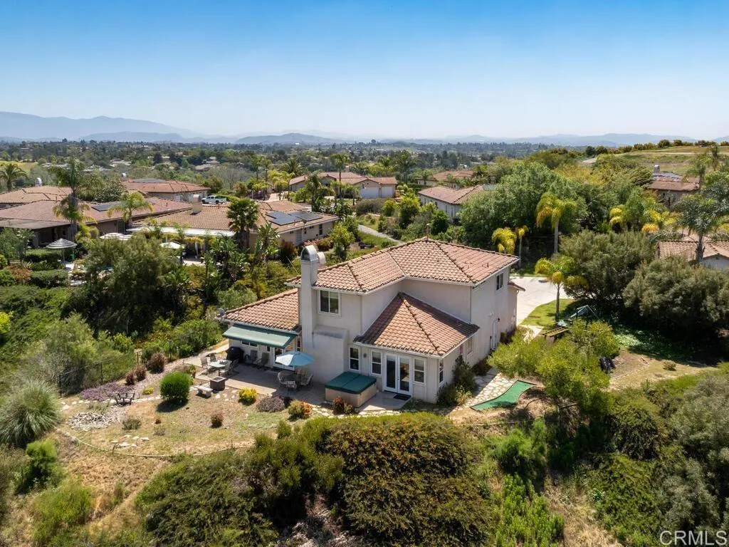 https://cdn.realtyfeed.com/cdn/127/306530144/34f67c4faa85d0d668af84e7c3616bda.webp