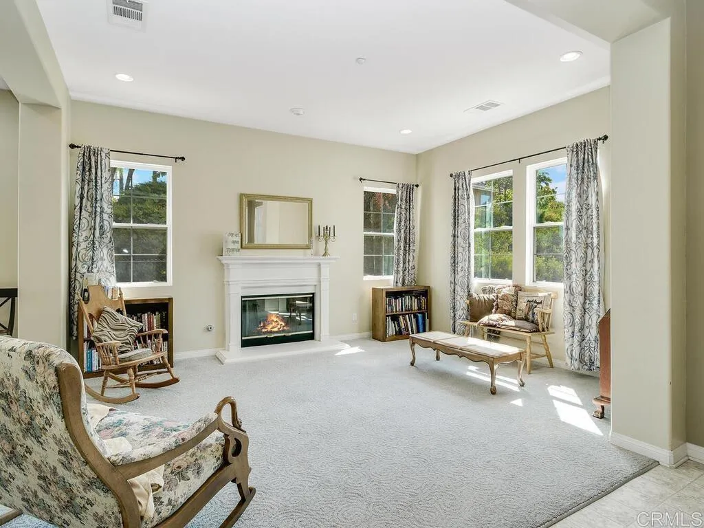 https://cdn.realtyfeed.com/cdn/127/306530144/f994c465a2096f9be89957c332182457.webp