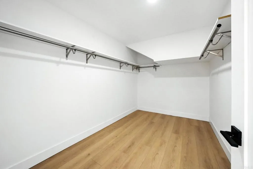 https://cdn.realtyfeed.com/cdn/127/306530155/3d06b0fb0a8fb5eb227253a50956a72b.webp