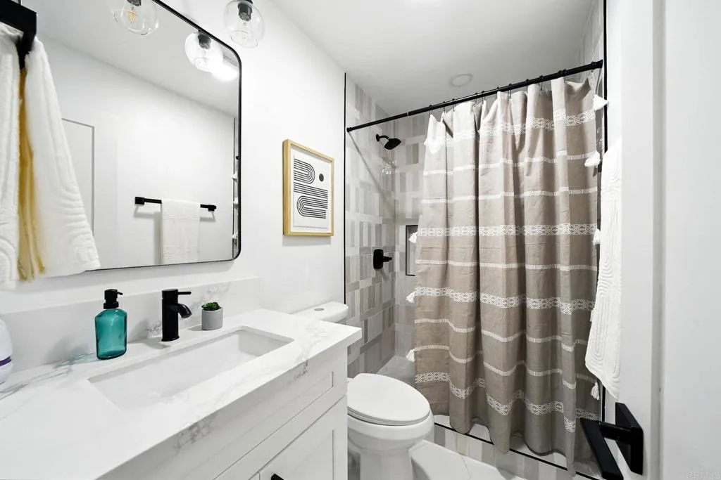 https://cdn.realtyfeed.com/cdn/127/306530155/8031d9a58c7935da6147b150d13c33b3.webp