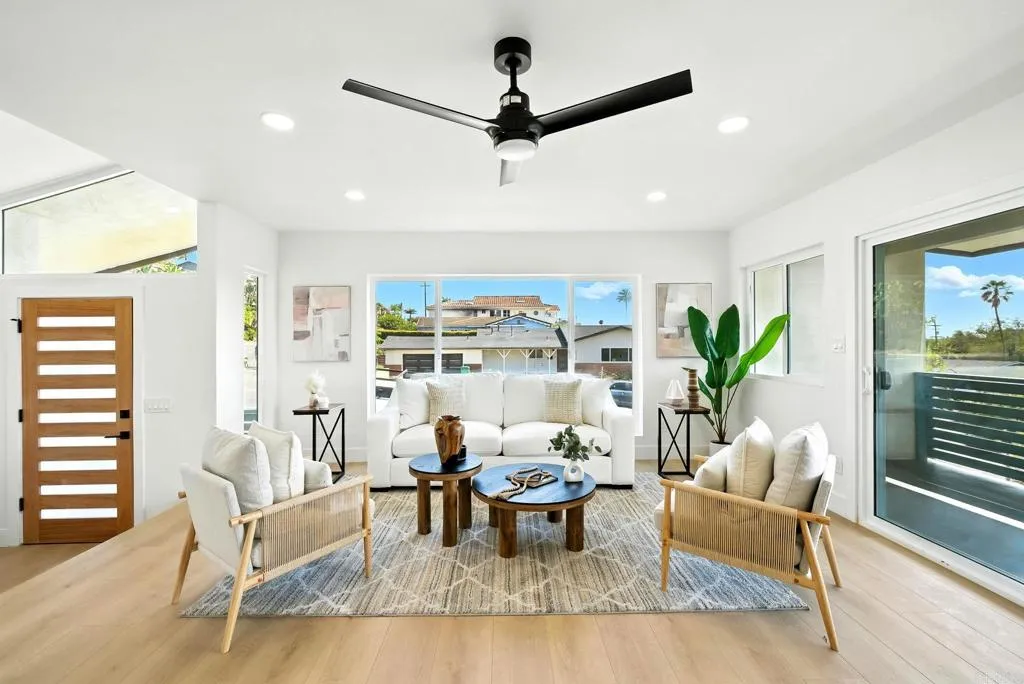 https://cdn.realtyfeed.com/cdn/127/306530155/c0cbca1327b067f68a8dced84954bc20.webp