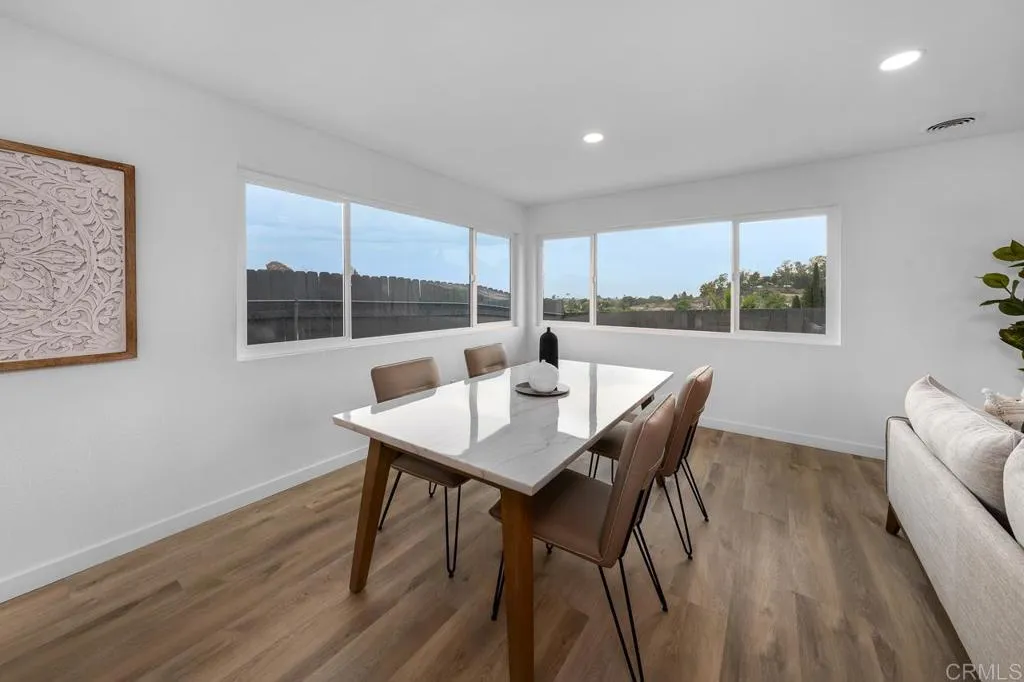 https://cdn.realtyfeed.com/cdn/127/306530267/8db93c91de52a19d3a4da923a8a68fec.webp