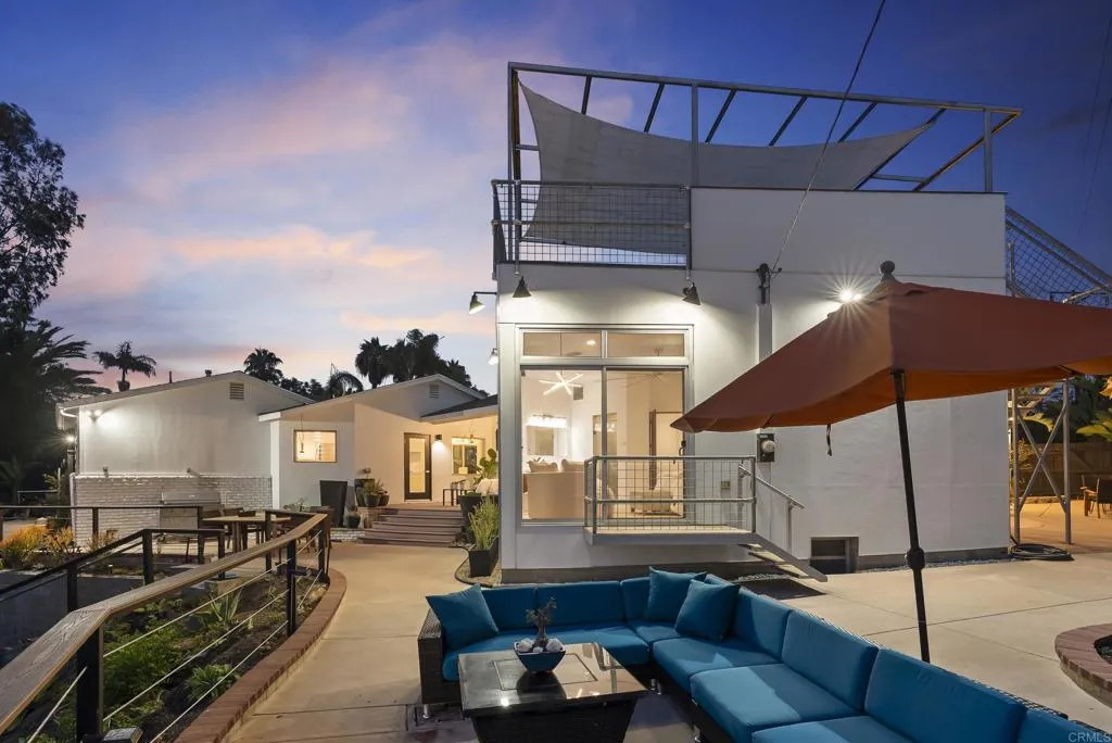 Encinitas, CA 92024