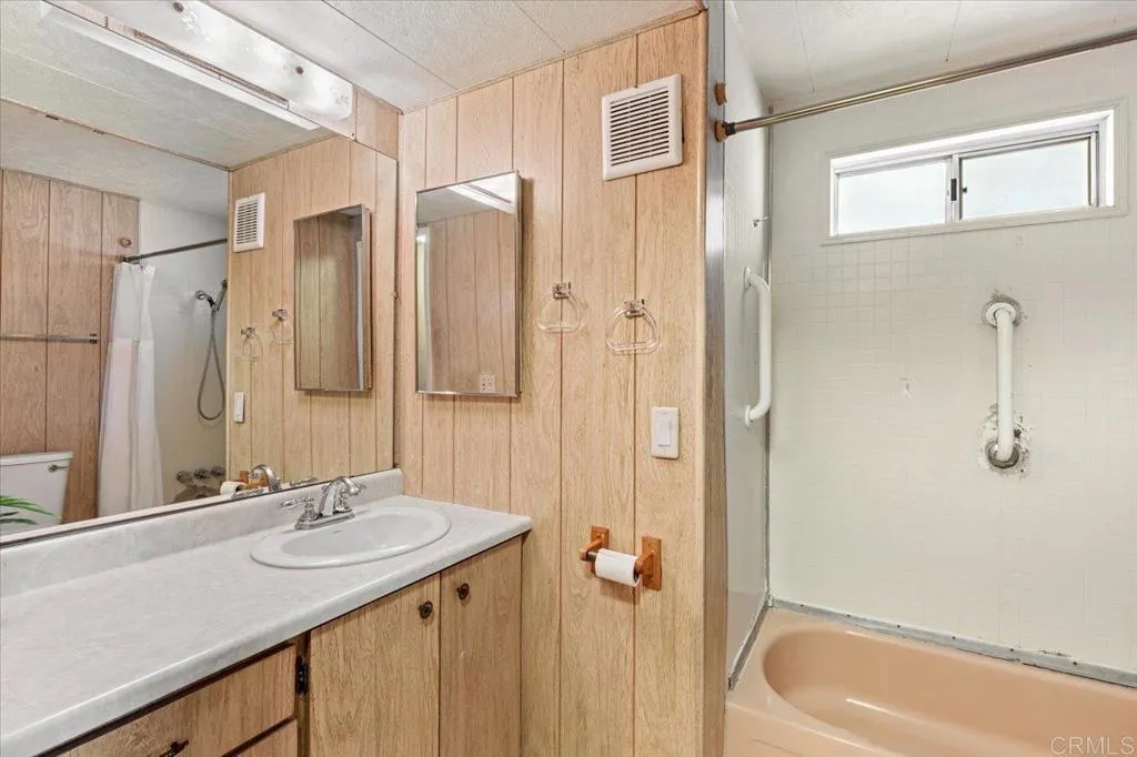 https://cdn.realtyfeed.com/cdn/127/306530277/851e16a5658378fa0d466529a1c7c95e.webp