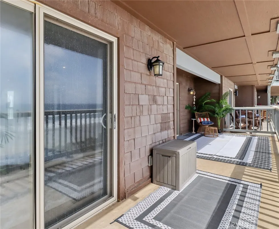 https://cdn.realtyfeed.com/cdn/127/306530306/8c3cdbdb2b9dbdc4fd1479623618971a.webp