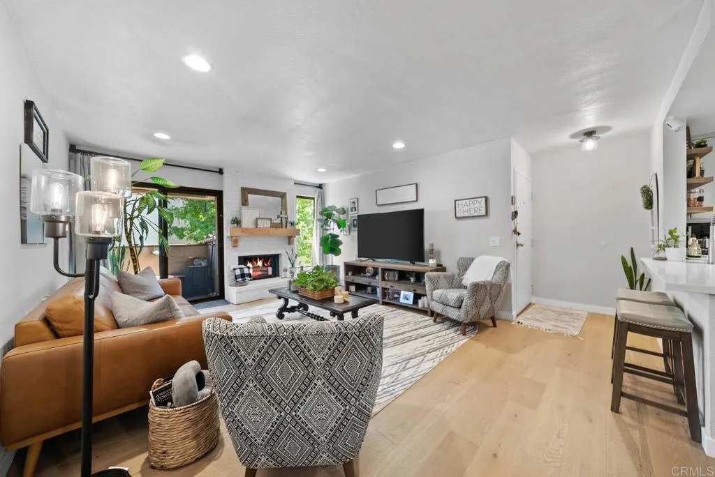 https://cdn.realtyfeed.com/cdn/127/306530368/5d048c38cd1e01eb14125e7c30558a41.webp
