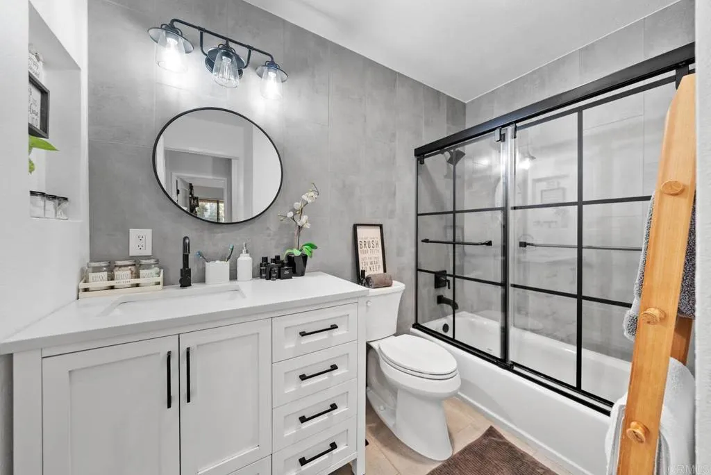 https://cdn.realtyfeed.com/cdn/127/306530368/8c81509a4f4dbdb34f70b318436036ff.webp