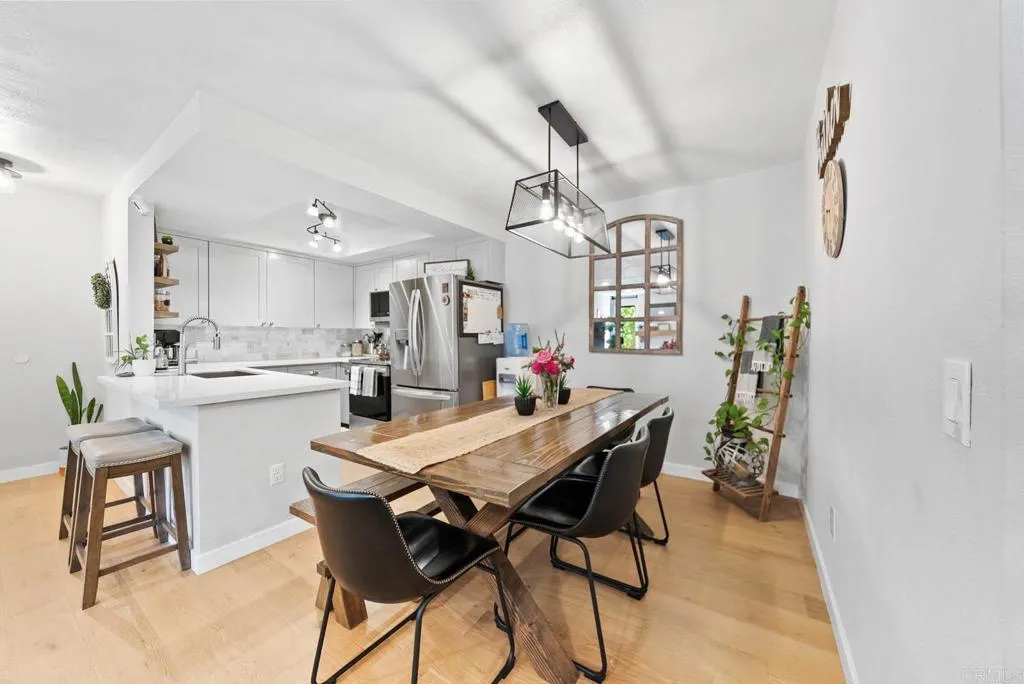https://cdn.realtyfeed.com/cdn/127/306530368/9c24d76b949d5bf2b1482eed9b6539e5.webp