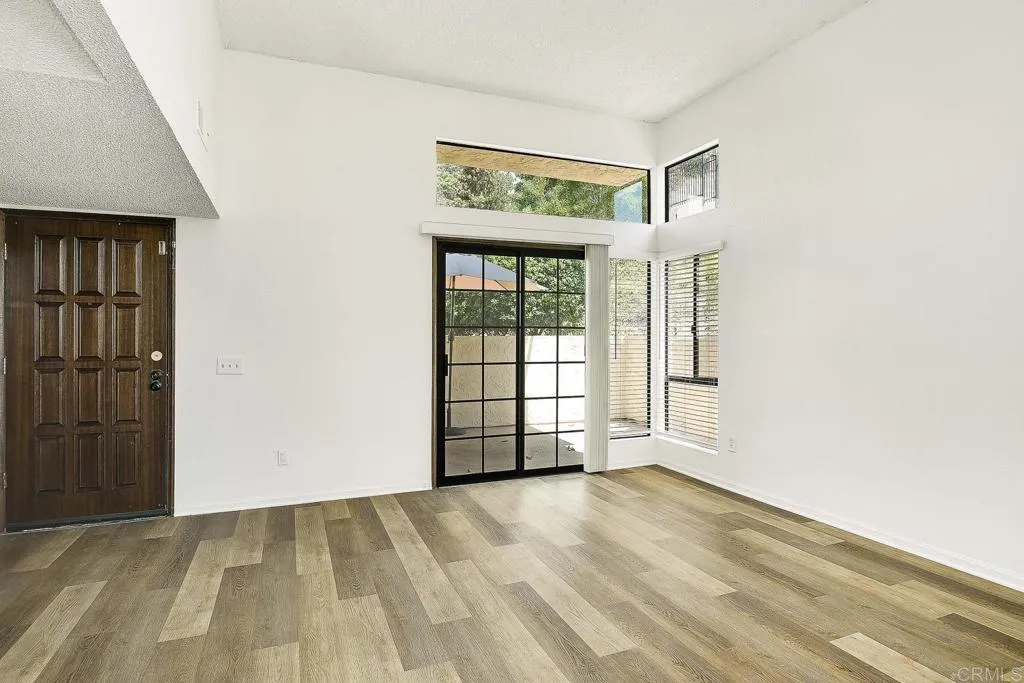 https://cdn.realtyfeed.com/cdn/127/306530386/e9cd0434da124fd1574b3eb95fa5d533.webp