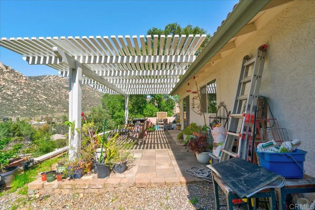 https://cdn.realtyfeed.com/cdn/127/306530392/5e3013137b1abdf08293239fea10a4e2.webp