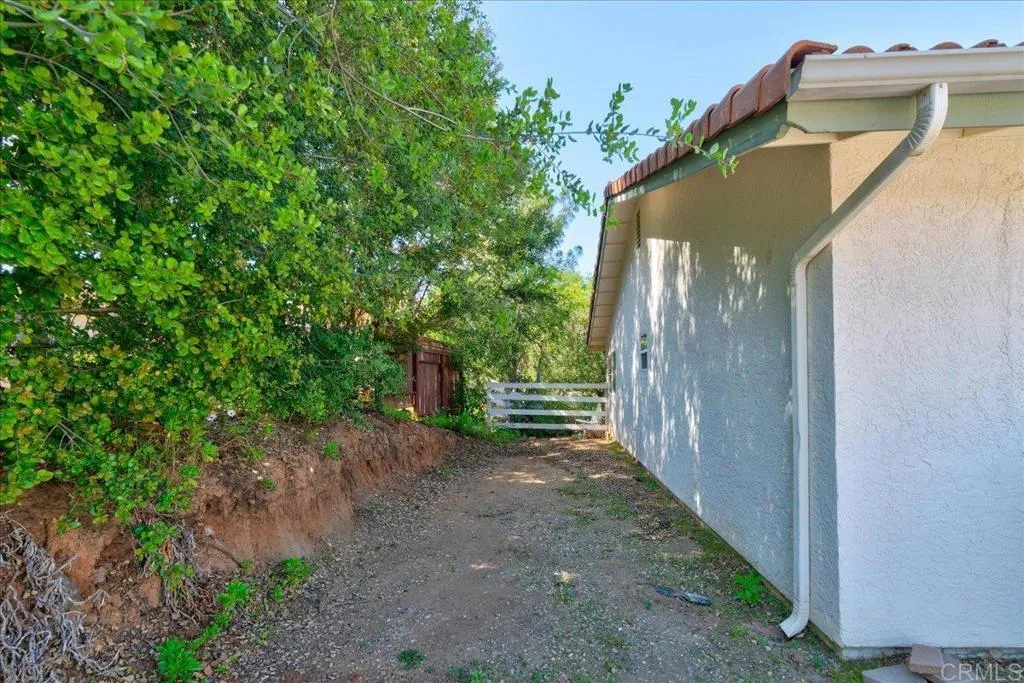 https://cdn.realtyfeed.com/cdn/127/306530392/7e83eceaa4090571df146966e3bf1f6b.webp