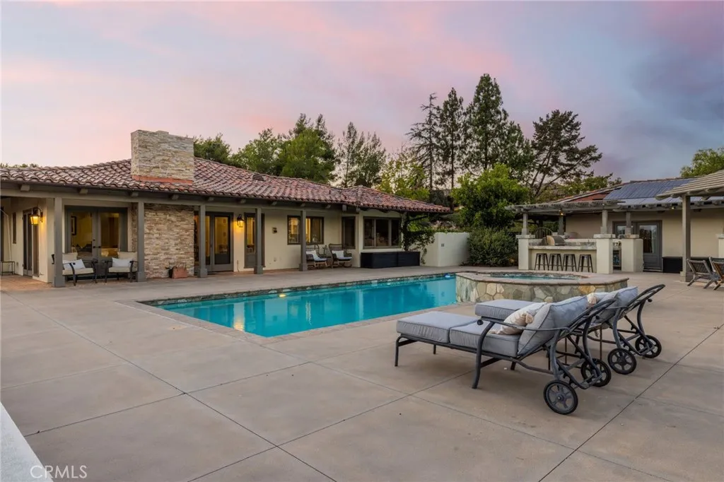 https://cdn.realtyfeed.com/cdn/127/306530462/22948bb3069fbd6978f4fa127ca33ecd.webp