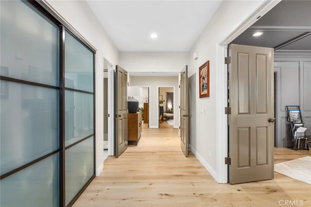 https://cdn.realtyfeed.com/cdn/127/306530462/3c458a22a6bb7f733a2dc952680529ea.webp