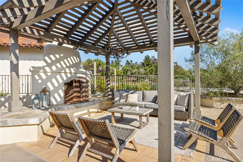 https://cdn.realtyfeed.com/cdn/127/306530462/48c9e39823b1201c1cfa7e8325e89ca8.webp