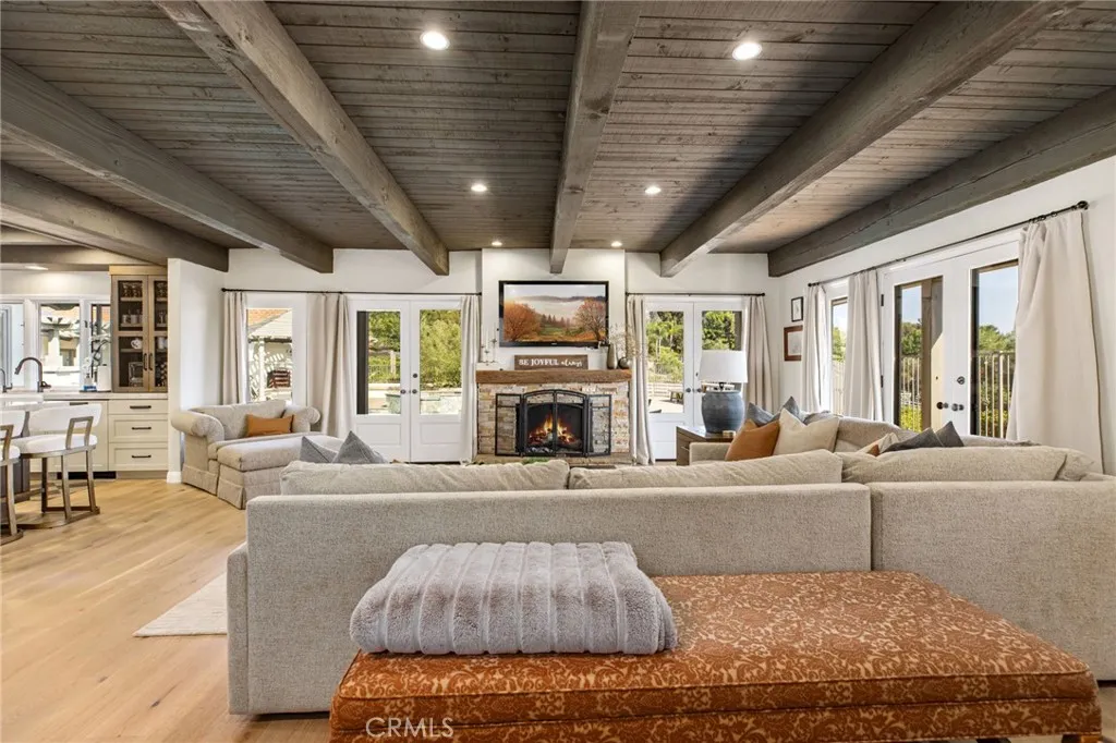 https://cdn.realtyfeed.com/cdn/127/306530462/ae975f91dd6ea6e7ed5dc95f25b741d6.webp