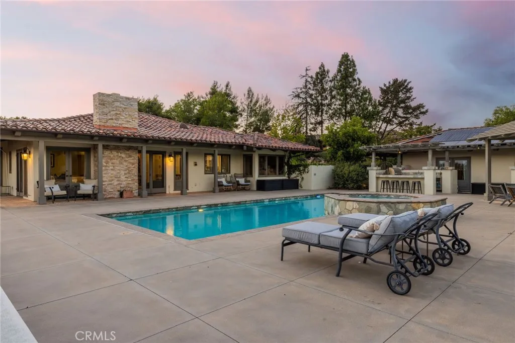 https://cdn.realtyfeed.com/cdn/127/306530462/b087be06bdef82f699d26db7d50e3664.webp