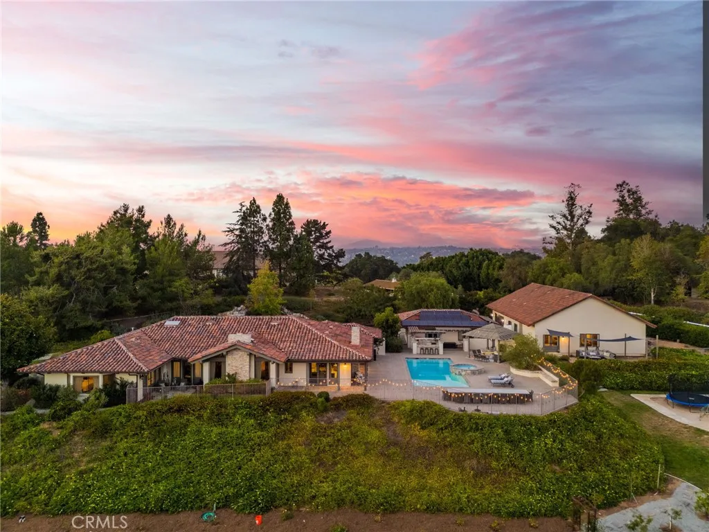 https://cdn.realtyfeed.com/cdn/127/306530462/c6e5ab719bed060851b6cd36c6768e2f.webp