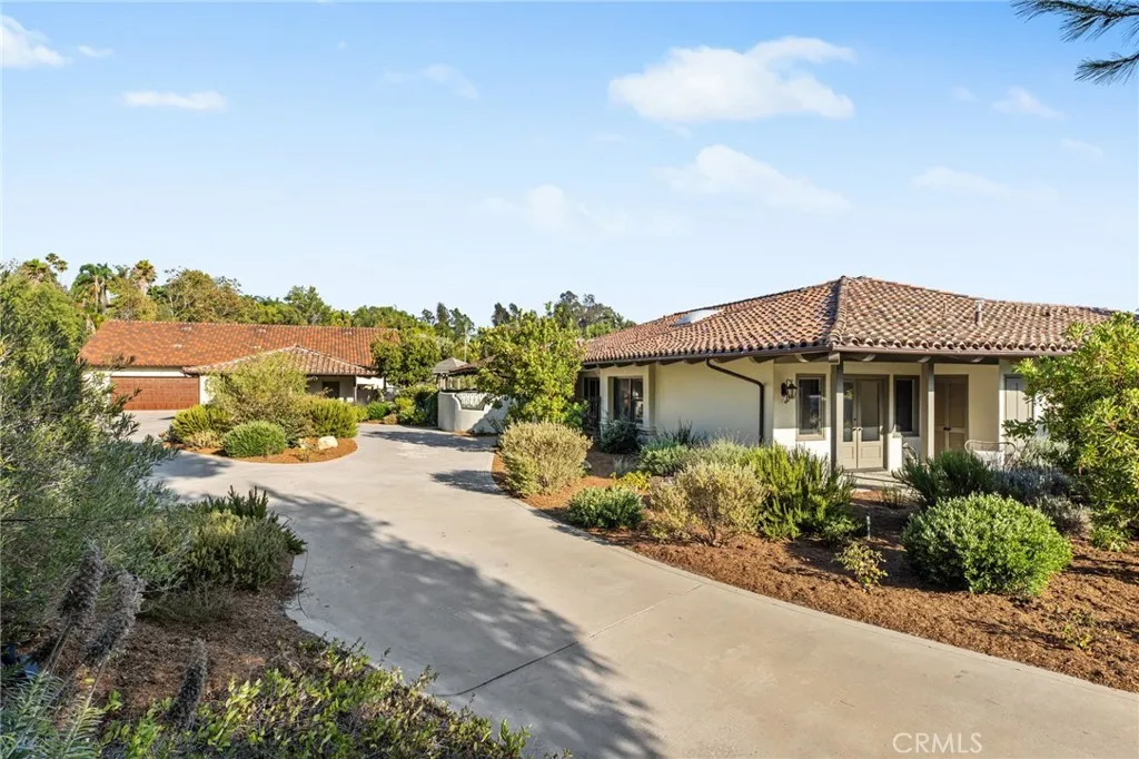https://cdn.realtyfeed.com/cdn/127/306530462/fcaa91c4029288798b32cc1c674286cf.webp