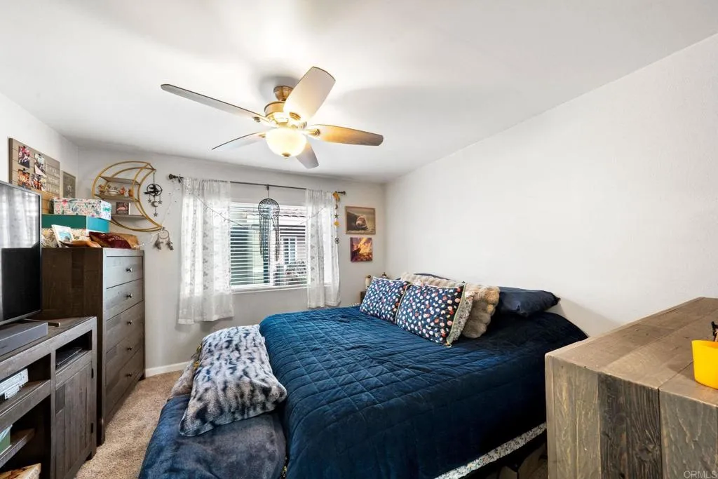https://cdn.realtyfeed.com/cdn/127/306530477/340e593dbf3f7f8b99a0566e08347e3b.webp