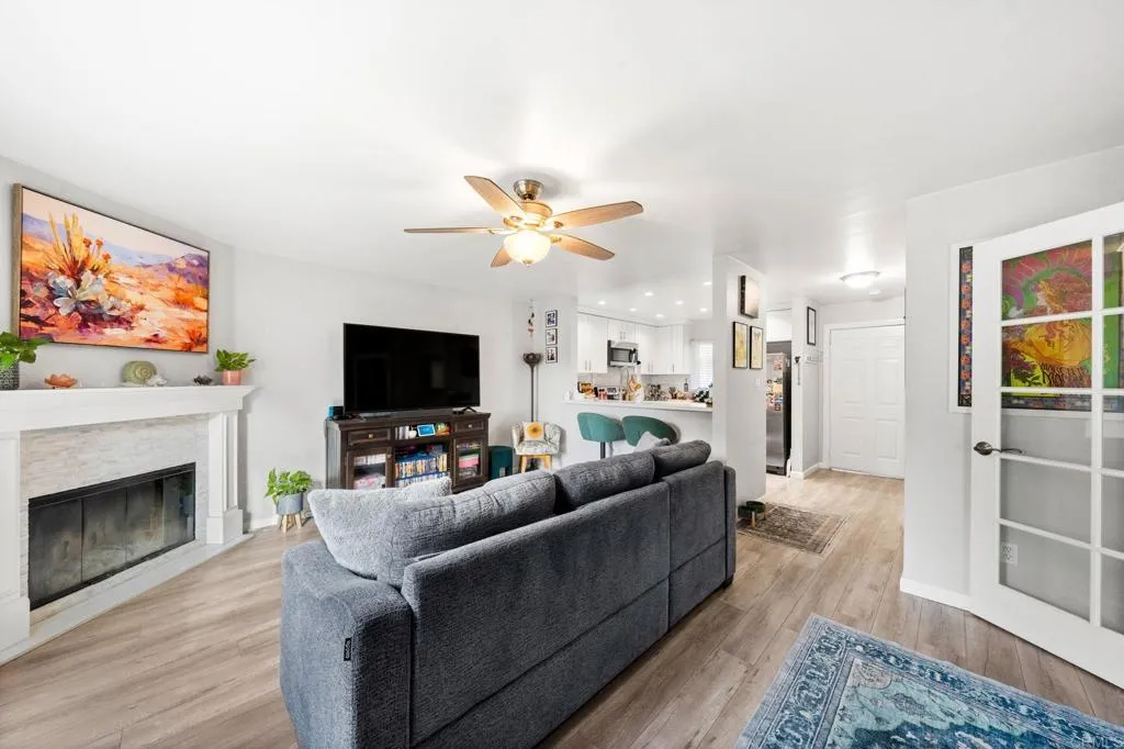 https://cdn.realtyfeed.com/cdn/127/306530477/6ccc6b35c154a94ab78fc79af5e9ac98.webp